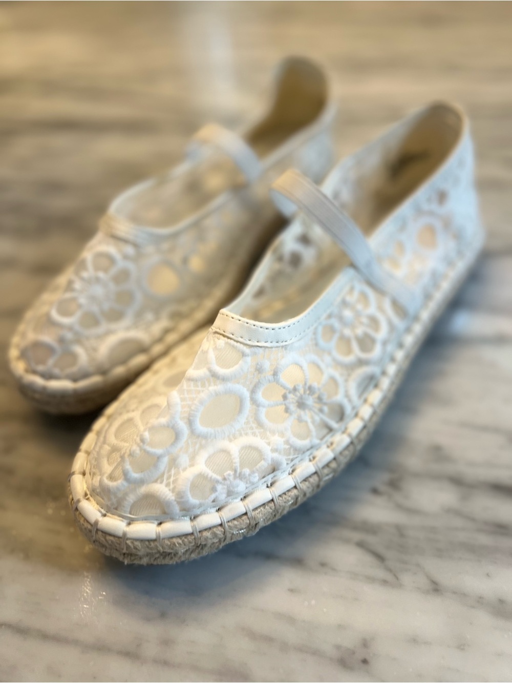 Universal Thread White Lace Espadrilles